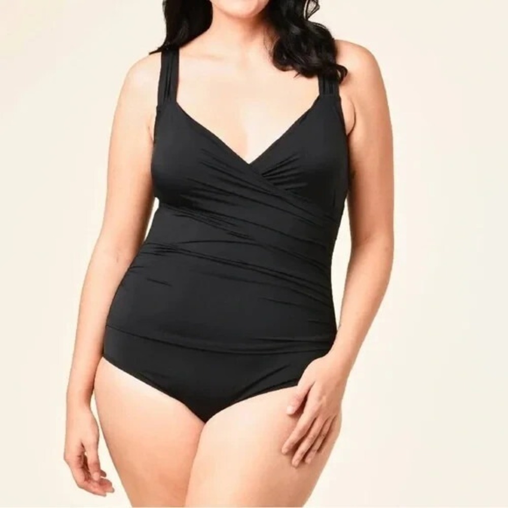 Jantzen Women's Draped Surplice One Piece Bathing Suit Black Stretch NWT Sz 14